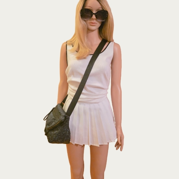 Lululemon Festival Bag II 5L in the Mineralize Multi/Black Color - Picture 12 of 14